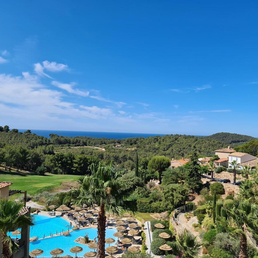 Superbe Villa-Domaine Avec Golf Piscine Et Tennis Saint-Cyr-sur-Mer Luaran gambar
