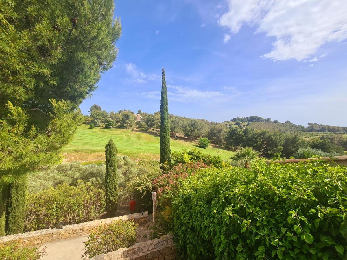 Superbe Villa-Domaine Avec Golf Piscine Et Tennis Saint-Cyr-sur-Mer Luaran gambar