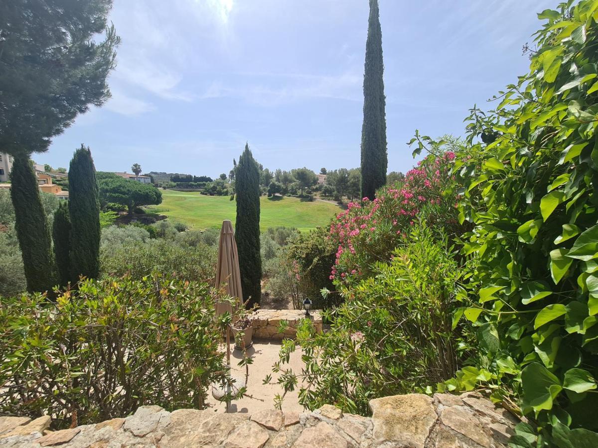 Superbe Villa-Domaine Avec Golf Piscine Et Tennis Saint-Cyr-sur-Mer Luaran gambar