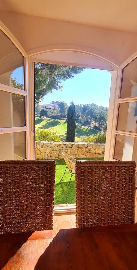 Superbe Villa-Domaine Avec Golf Piscine Et Tennis Saint-Cyr-sur-Mer Luaran gambar