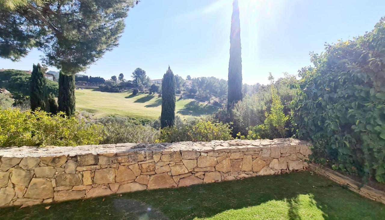 Superbe Villa-Domaine Avec Golf Piscine Et Tennis Saint-Cyr-sur-Mer Luaran gambar