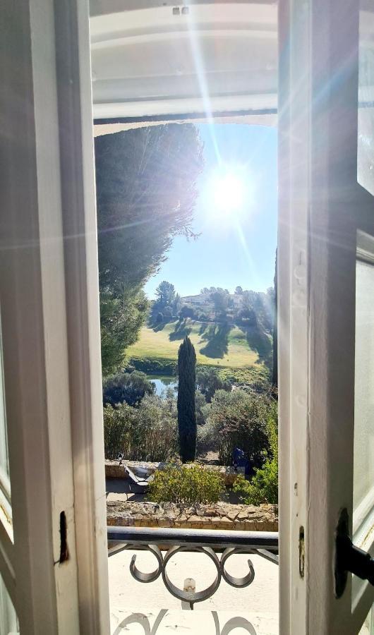 Superbe Villa-Domaine Avec Golf Piscine Et Tennis Saint-Cyr-sur-Mer Luaran gambar